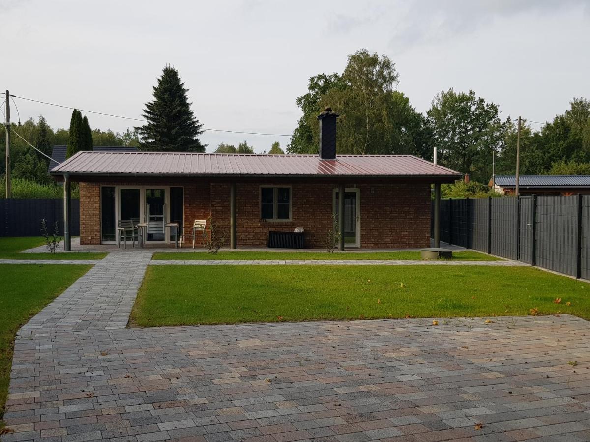 Bungalow Am Neustaedter See Neustadt-Glewe Kültér fotó